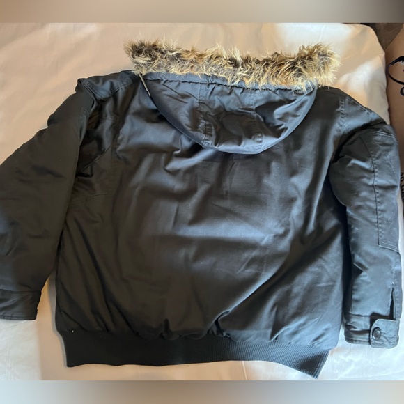 011: PerLoved Men's Gray Down-filled Fur-Trimmed Hood Bomber Jacket - Picture 10 of 13